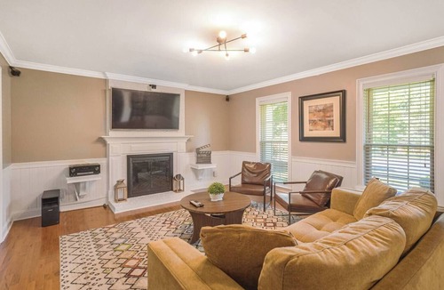 Charlotte House | Charlotte Mac in Charlotte