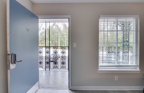 Sheffield Park Apartment | Charlotte Studio w/Gym: Near Hospitals, Park Expo