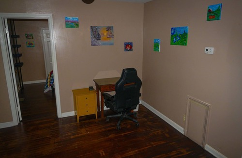 Johnson City Apartment | Charming 1-bedroom apartment with WiFi, AC in fantastic Johnson City