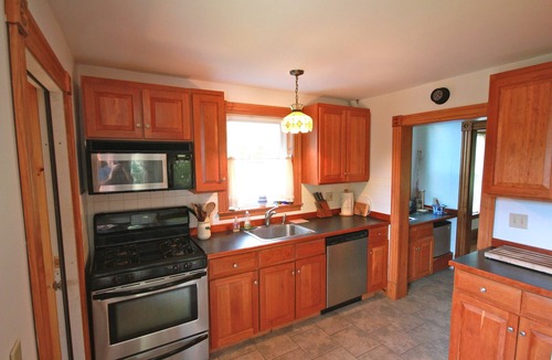 Lincolnville House | Charming 1911 Farmhouse, 7 Wooded Acres Adjacent Camden Hills State Park