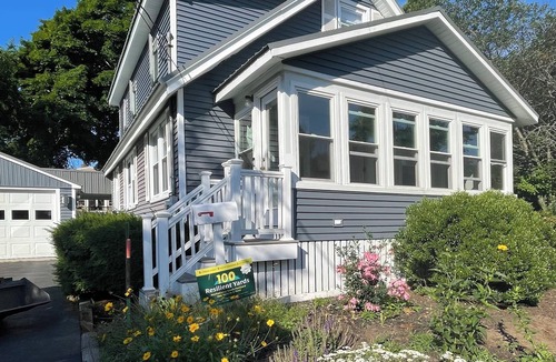 Willard Cottage | Charming 3-bedroom cottage in tranquil South Portland with WiFi