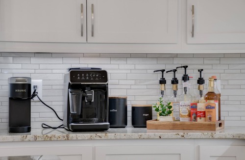 Appling House | Charming 3-bedroom house in amazing Appling with outdoor kitchen, WiFi