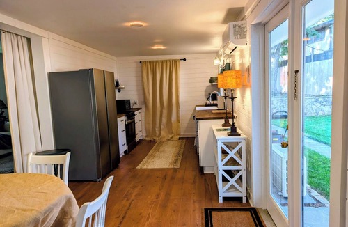 Lakemont House | Charming Cabin in NEGA Mtns Lakemont,GA - Pet Friendly!