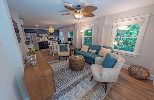 Sea Scape Apartment | Charming Coastal Oasis with Heated Pool in Kitty Hawk, NC