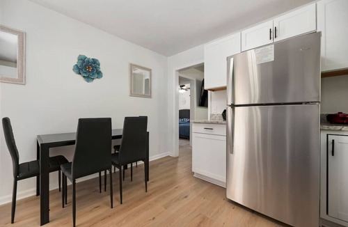 Dallas House | Charming cottage north of Gastonia — stylish, comfy retreat near local amenities