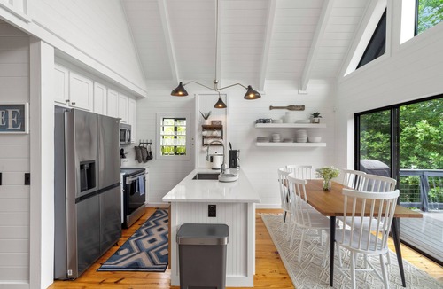 Seneca Cottage | Charming Cottage on Lake Keowee with Private Boat Dock