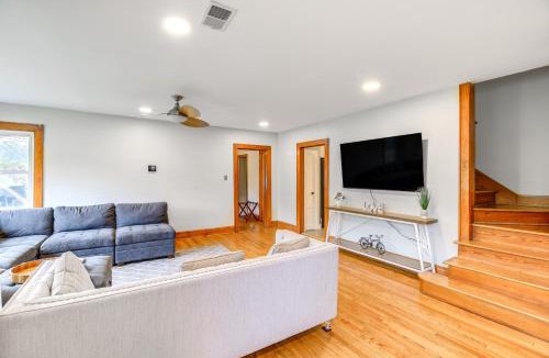 Damascus House | Charming Damascus Retreat w/Deck & Creek Views!