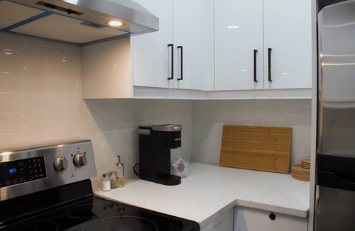 Keith House | City Living with easy access to the mountains An hour away from Banff