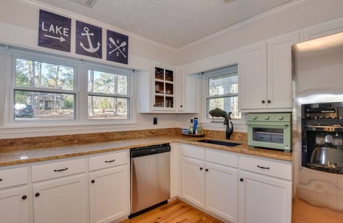 Lincolnton House | Clarks Hill Lake Escape on Jamaica Avenue!