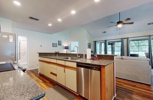 Sea Trail House | Clubhouse Villa 2BR: Near golf, beach, amenities