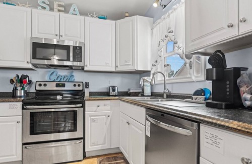Colington Harbour House | Coastal Dream 2 Bedroom Home at Colington Harbour