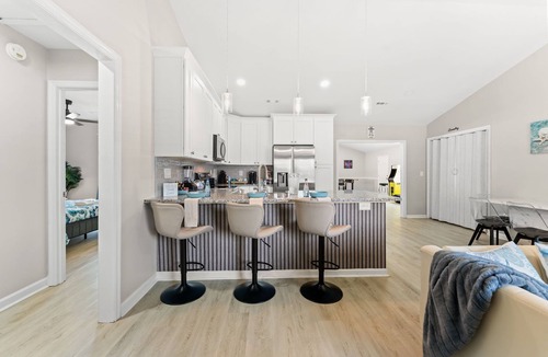 Myrtle Beach House | Coastal house w/Game Room and fire pit Close to Broadway at the Beach~Sleeps 10