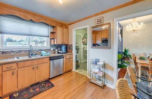 Colonial Heights House | Colonial Heights Home w/Large Yard & BBQ Grill!