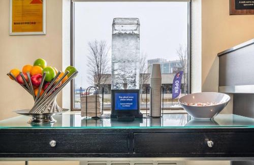 Laval Hotel | Comfort Inn Montreal - Laval - Highway 15
