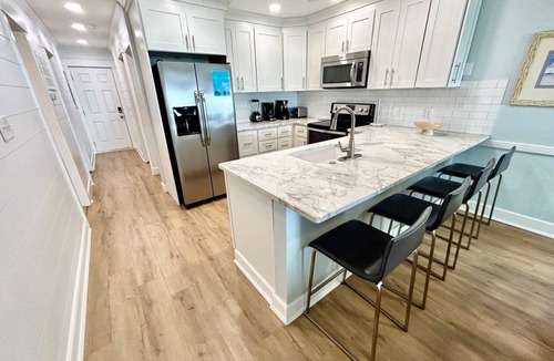 Surfside Beach Condo | Condo ∙ 3 bedrooms ∙ 8 guests