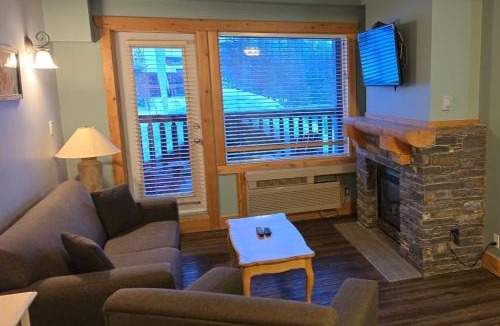 Fernie Hotel | Cornerstone Lodge by Park Vacation Management