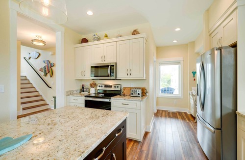 Corolla Cottage | Corolla Vacation Rental w/Pool, Walk to Beach!