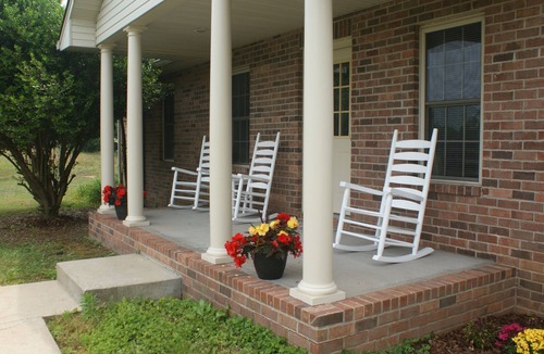 Smyrna House | Country home 30 minutes from downtown Nashville! NO PETS ALLOWED.