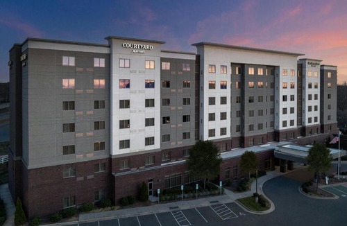 Paw Creek Hotel | Courtyard by Marriott Charlotte Northlake