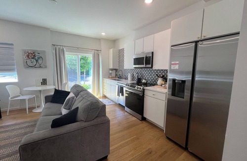 St. Elmo Improvement League House | Cozy 1BR Townhome at Base of Lookout Mountain-Steps from the Incline Railway!