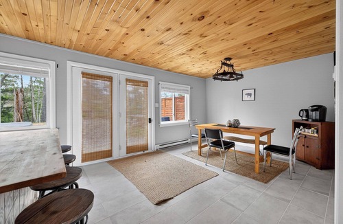 Val-des-Monts Cottage | Cozy 3 Bedroom Cottage on Lac St.Pierre
