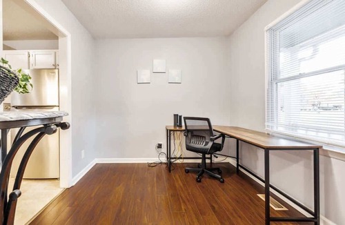 Fayetteville House | Cozy 3BR Cottage w/Fenced Yard l Dogs Welcome