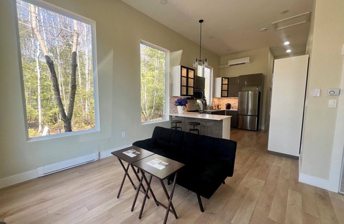 Fredericton House | Cozy and quiet house in fredericton near trails