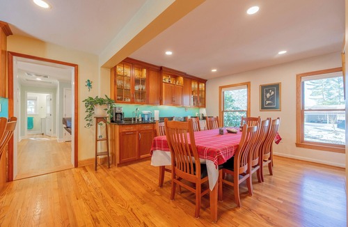 Blacksburg House | Cozy brick retreat with hot tub, fireplace, full kitchen, and outdoor hangout space near a park!