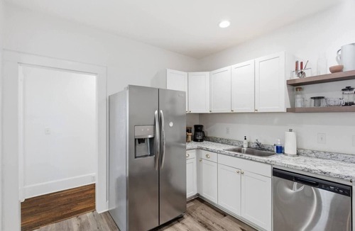 Spartanburg House | Cozy Cottage Downtown Spartanburg - Sleeps 7