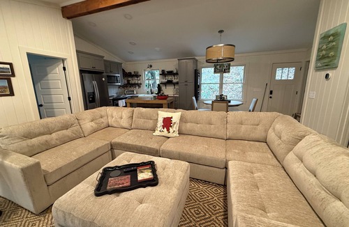 Dahlonega Cottage | Cozy cottage on the river and minutes from Dahlonega.