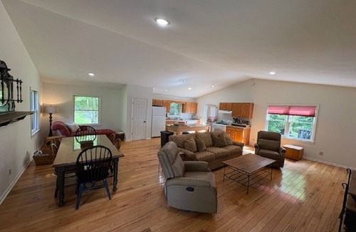 Cullowhee House | Cozy Getaway at Two Willows Horse Farm, near Lake Glenville, Highlands, Cashiers