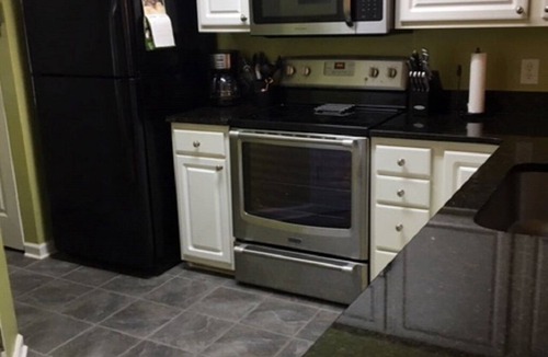 Pawleys Island Condo | Cozy King Condo on True Blue Golf Club steps from pool hot tub + State Park Pass