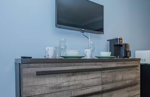 Sheffield Park Apartment | Cozy Mins To "Atrium & Novant" Uptown Char Airport