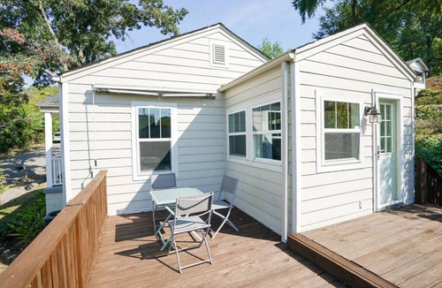 Northside House | Cozy Pet-Friendly Cottage on the North Shore