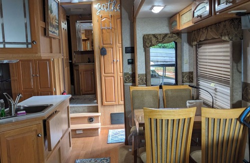West Union House | Cozy RV Fifth Wheel by Lake Keowee in Tranquil West Union with AC, WiFi