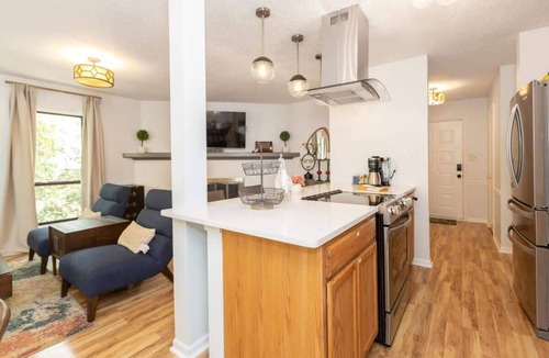 Pineville House | Cozy Single-Story near Pineville Hospital, games