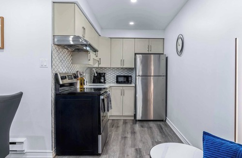 Grange Park Apartment | Cozy Suite Little Italy near MAJOR INTERNATIONAL SPORTING EVENT event