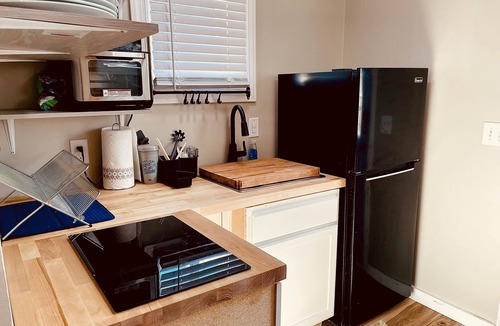 Charlotte House | Cozy Tiny Home located 15 minutes from uptown Charlotte! Pet friendly!