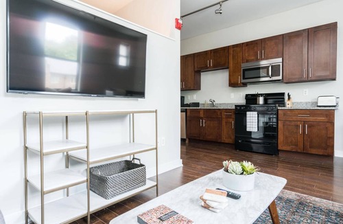 Music Row Apartment | CozySuites MusicRow Astonishing SDO Nashville! 07