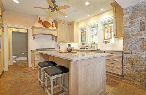 Banner Elk House | Crab Orchard Estate in Valle Crucis w/Fireplace