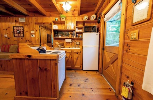 Benton Cabin | Creek Crest perfect log cabin Ocoee riverside lot