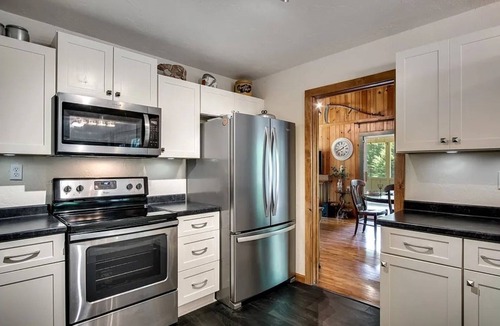 Highlands Cabin | Cullasaja Cottage ♡ River Love ♡ Highlands Cozy for couples, Room for families