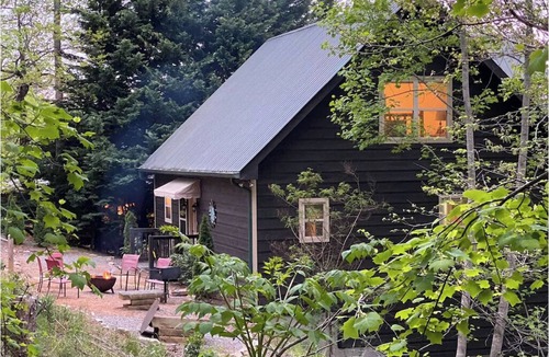 Hiawassee House | Cute cabin😊Pretty Views! Clean! ONLY 1 MILE TO TOWN!