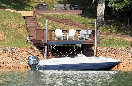 Penhook House | Deep water location! 7-8 feet of water off docks even during the drought!