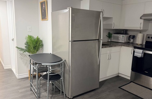 Guelph Apartment | Delightful 1-bedroom apartment with AC in vibrant Guelph