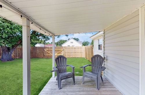 Harkers Island House | Dog-friendly coastal home with enclosed yard and boat parking available