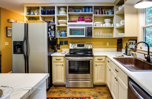 Dahlonega Cabin | Dog-Friendly Dahlonega Home w/Private Fire Pit!
