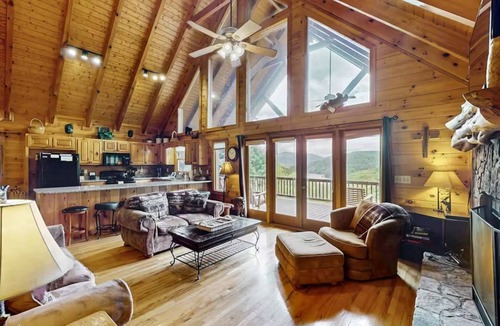 Necowa Cove House | Dog Friendly Lakeview Cabin w/Hot Tub & Game Room