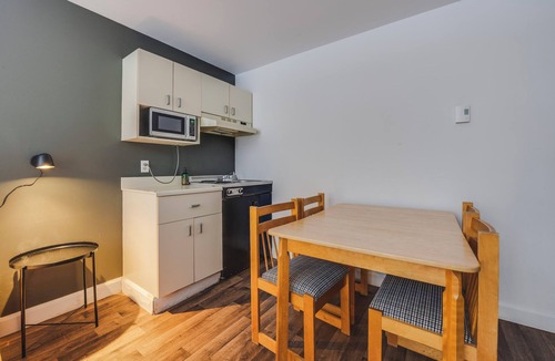 Saint Ferreol les Neiges Apartment | Domaine Mont Sainte-Anne