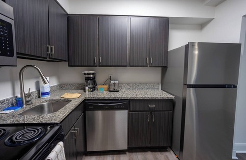 North Capitol Apartment | Downtown Nashville | Walk to Broadway & Music City